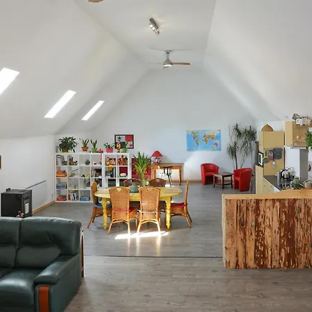 Holiday home Beautiful In Marchastel With Kitchen *